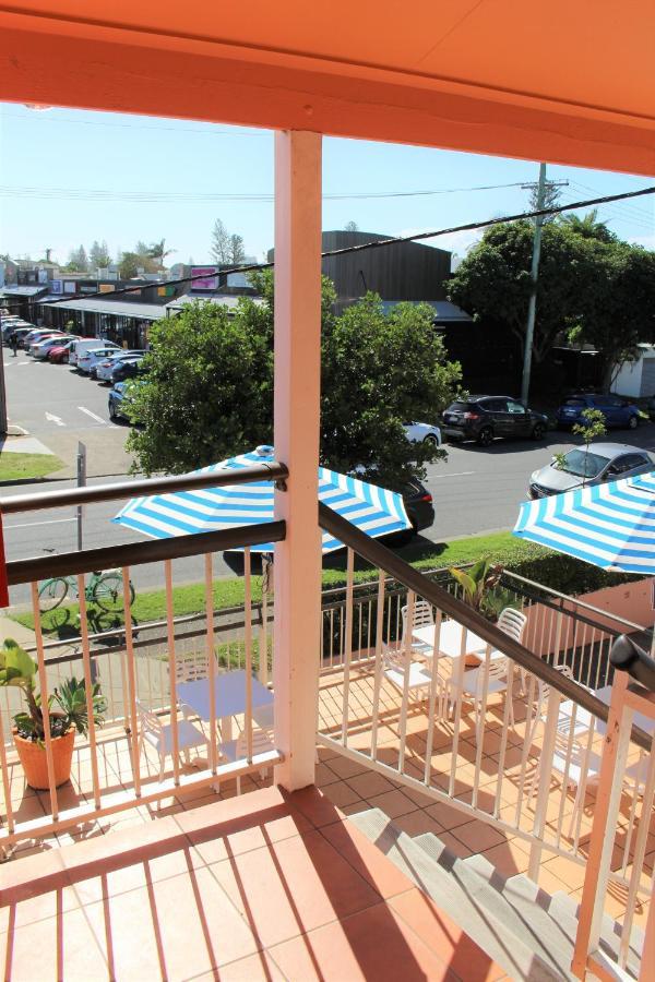 Camden Motor Inn Mermaid Beach Exterior photo